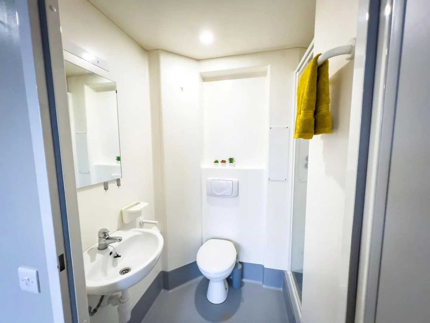 For Students Only Panmure Court In Edinburgh 0*,